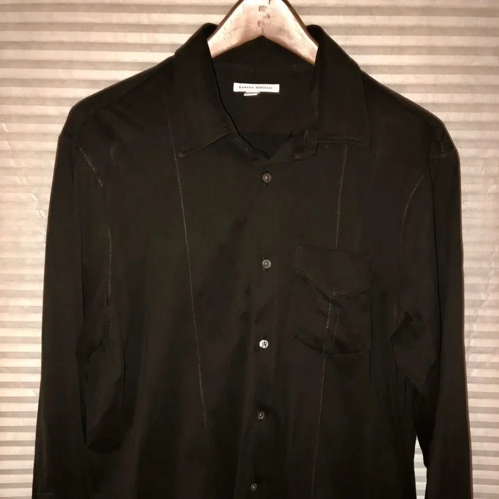 Banana Republic Long Sleeve Button Shirt
